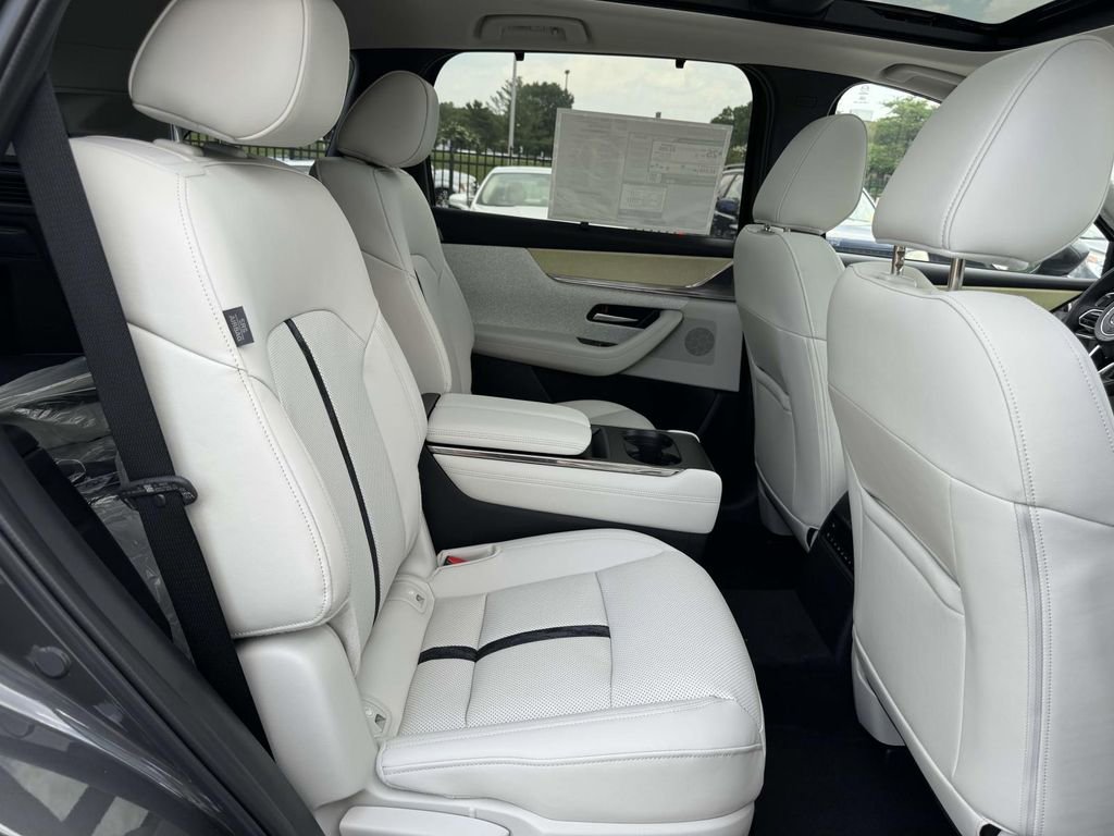 New 2025 MAZDA CX-90 3.3 Turbo S w/ Premium Plus image 22
