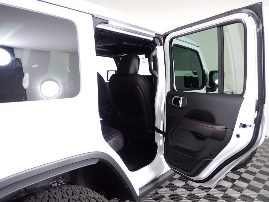 New 2027 Jeep Wrangler Unlimited Rubicon AWD/4WD image 36