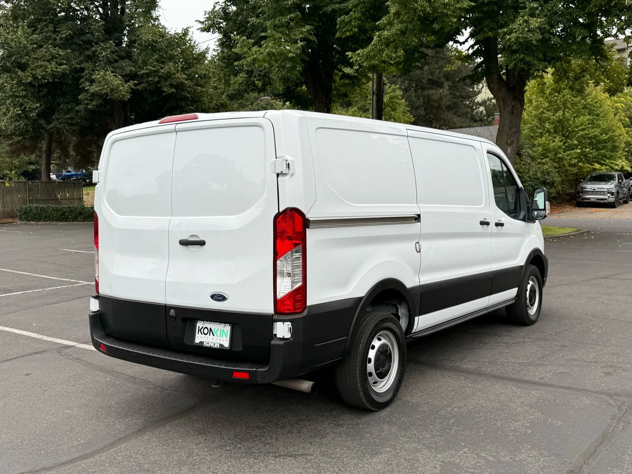 Used 2020 Ford Transit 250 Low Roof RWD image 7