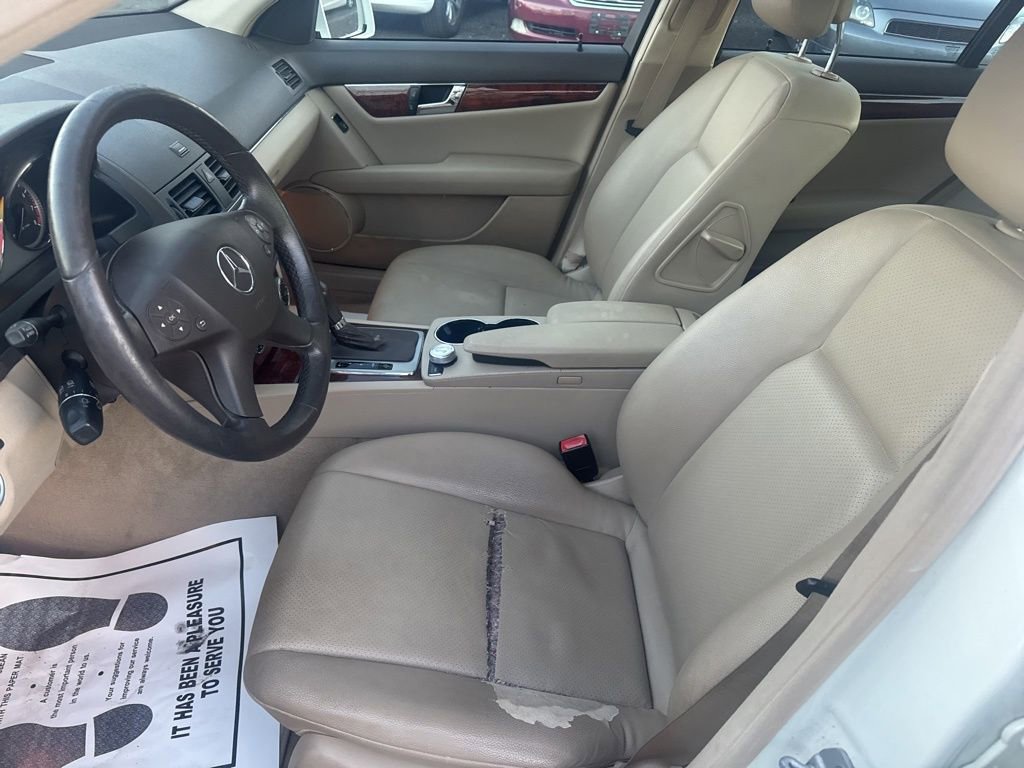 Used 2011 Mercedes-Benz C 300 4MATIC Sedan image 35