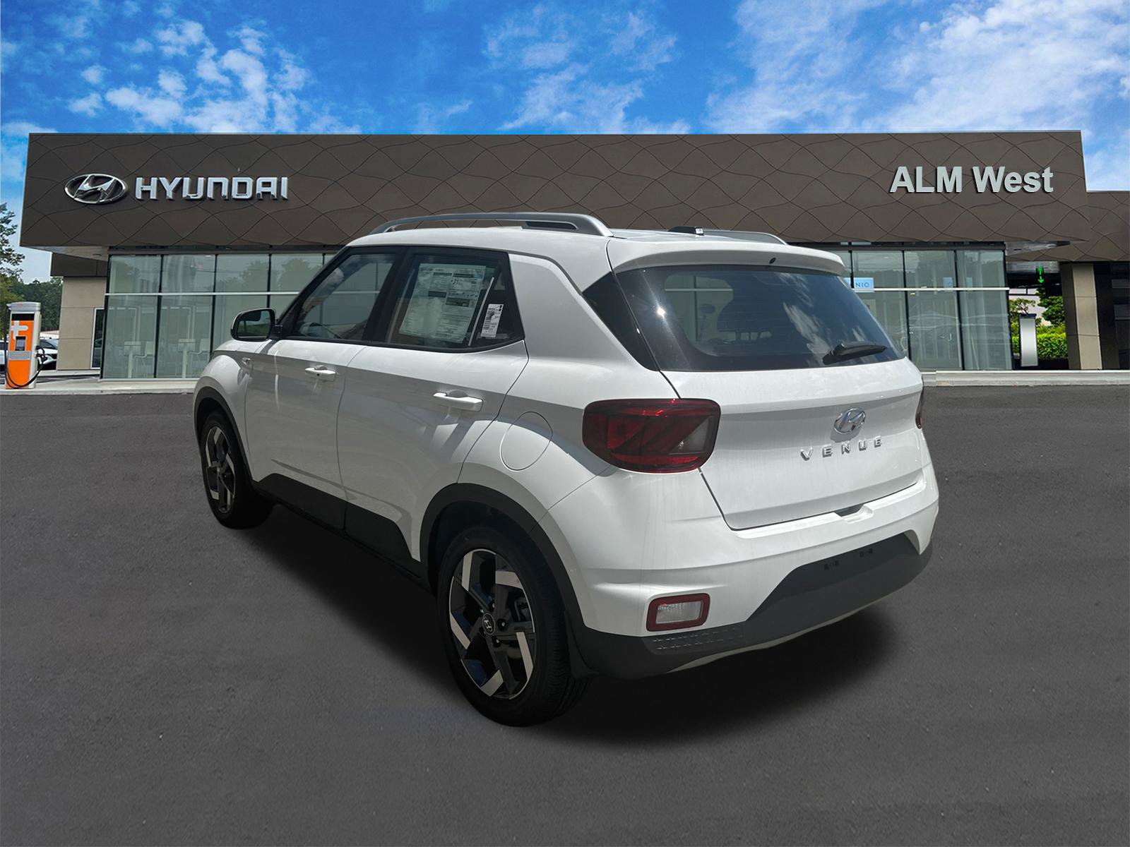 New 2026 Hyundai Venue SEL FWD image 8