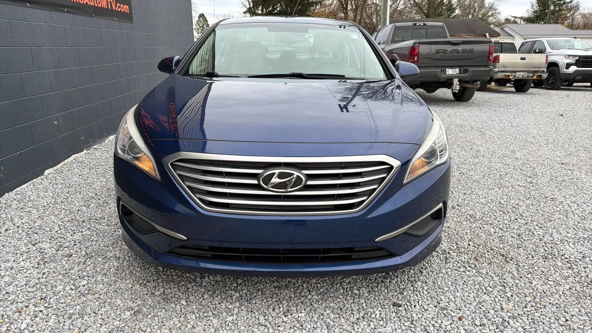 Used 2017 Hyundai Sonata SE w/ Cargo Package image 4