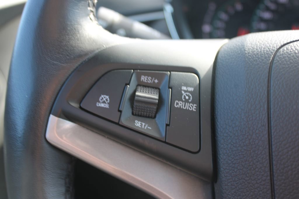 Used 2020 Chevrolet Trax LT w/ LT Convenience Package image 34