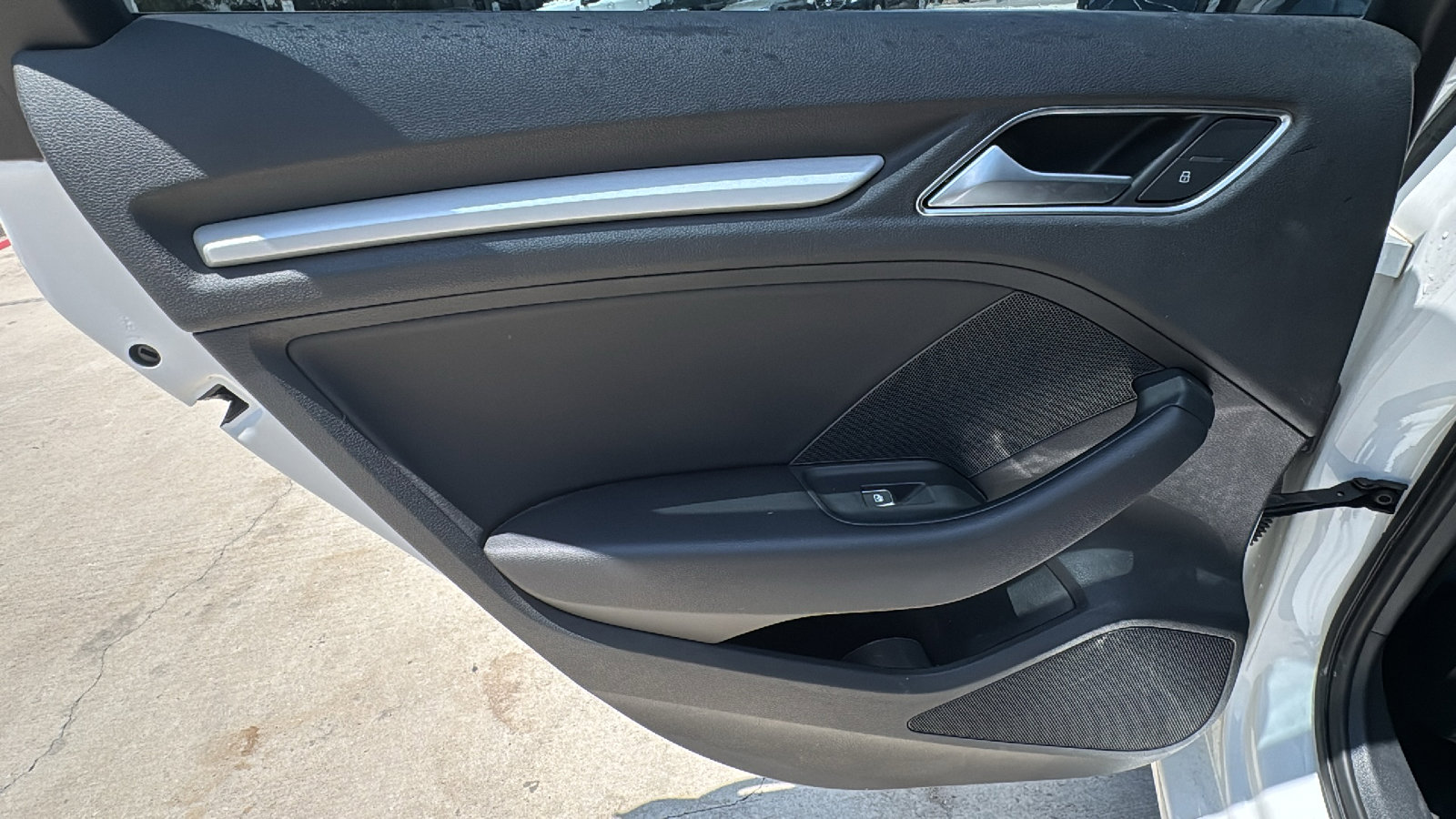 Used 2018 Audi A3 2.0T Premium FWD image 16