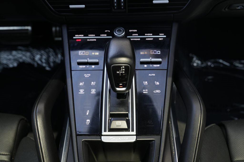 Used 2022 Porsche Cayenne Turbo image 46