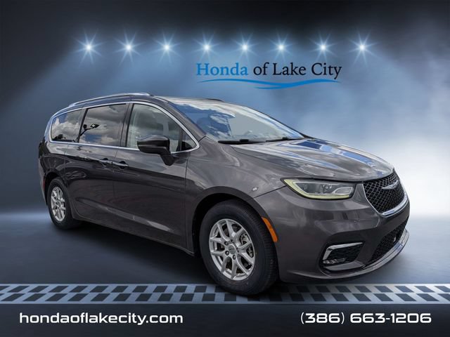 Used 2021 Chrysler Pacifica Touring-L