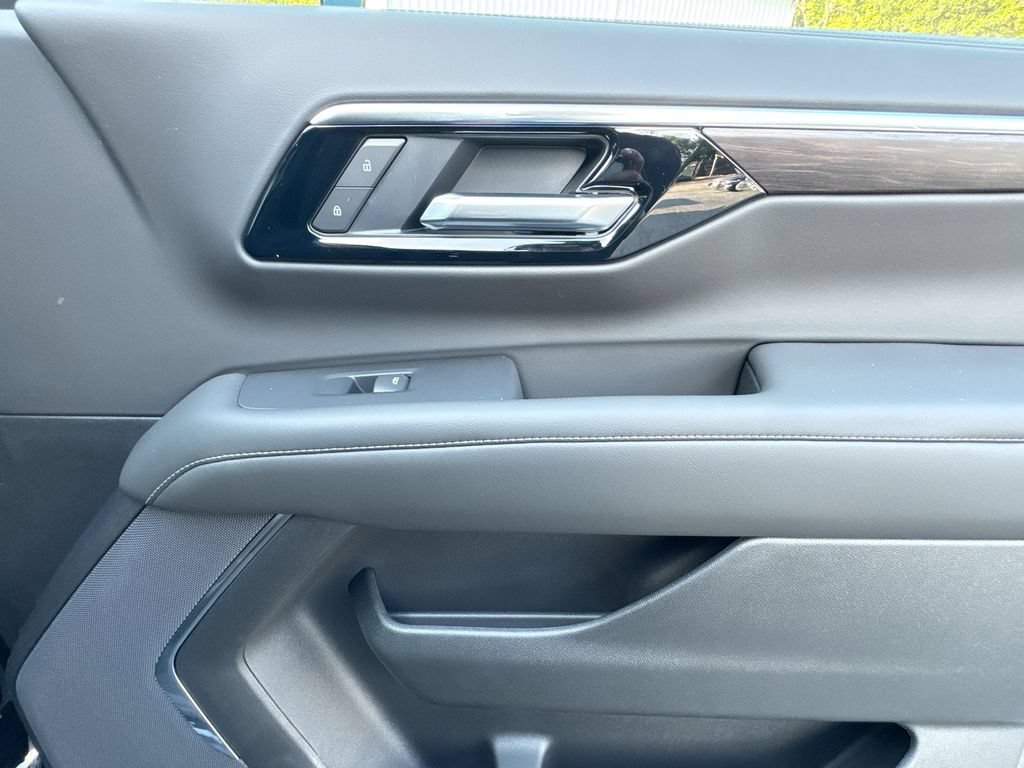 New 2026 Chevrolet Tahoe LS RWD image 33