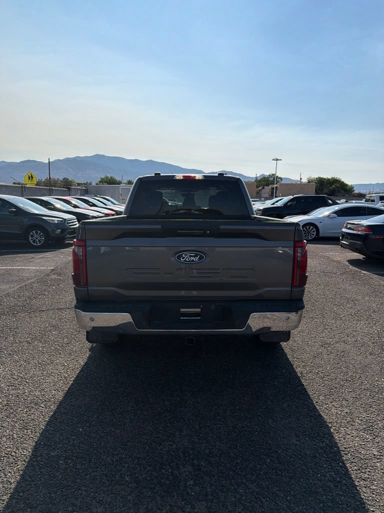 Used 2024 Ford F150 XLT AWD/4WD image 3