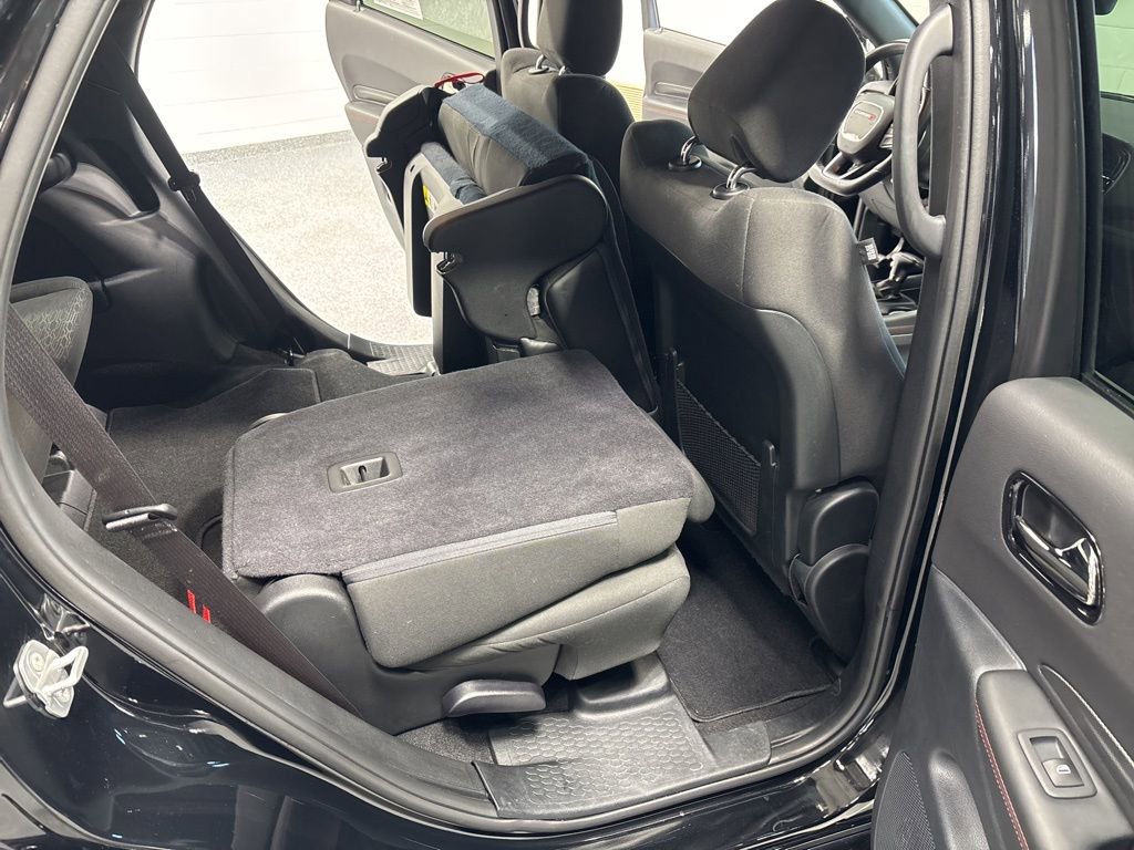 Used 2024 Dodge Durango GT image 32
