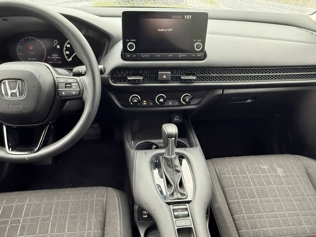 Used 2025 Honda HR-V LX image 11