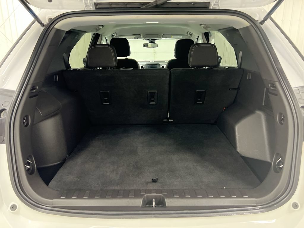Used 2022 Chevrolet Equinox LT FWD image 23