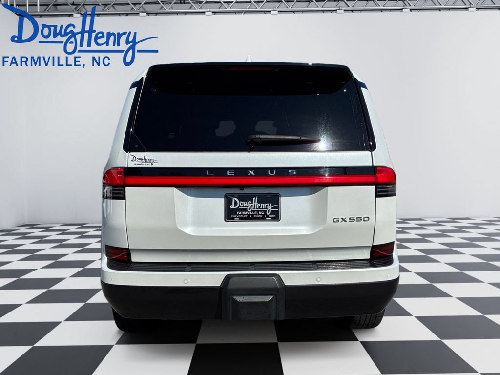 Used 2024 Lexus GX 550 w/ Accessory Package (2T) AWD/4WD image 4