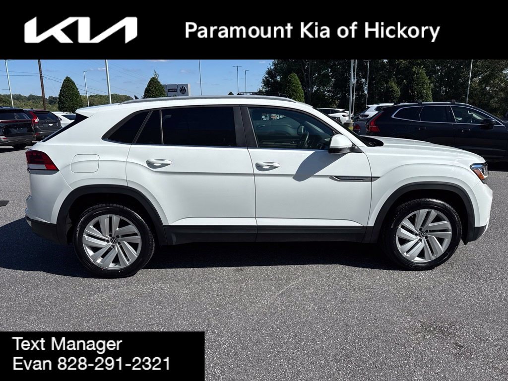 Used 2022 Volkswagen Atlas Cross Sport SE AWD/4WD image 8