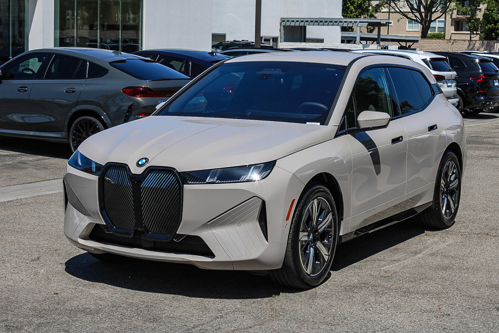 New 2026 BMW iX xDrive45 AWD/4WD image 3