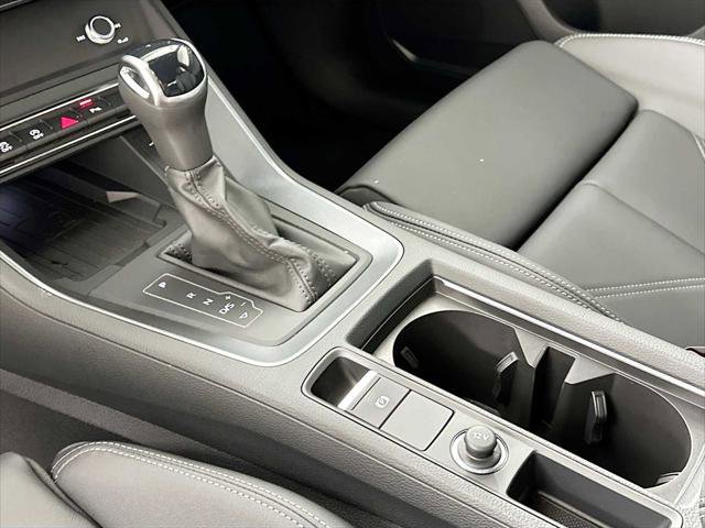 Certified 2025 Audi Q3 2.0T Premium w/ Convenience Package AWD/4WD image 15