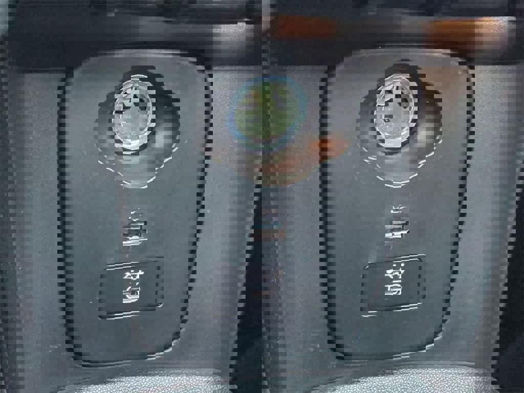 Used 2022 MINI Cooper S w/ Driver Assistance Package image 30