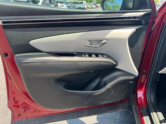 Used 2024 Hyundai Tucson Limited AWD/4WD image 29