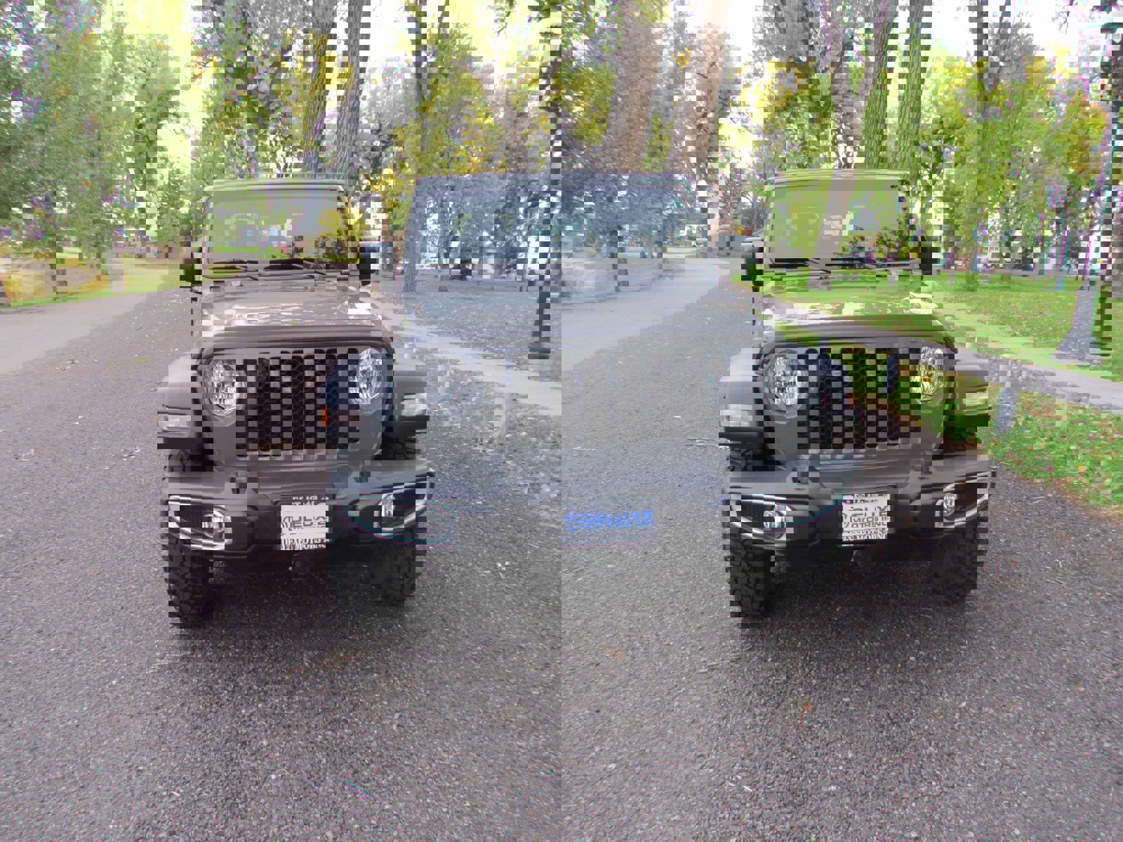 Used 2023 Jeep Gladiator Sport w/ Trailer Tow Package image 8