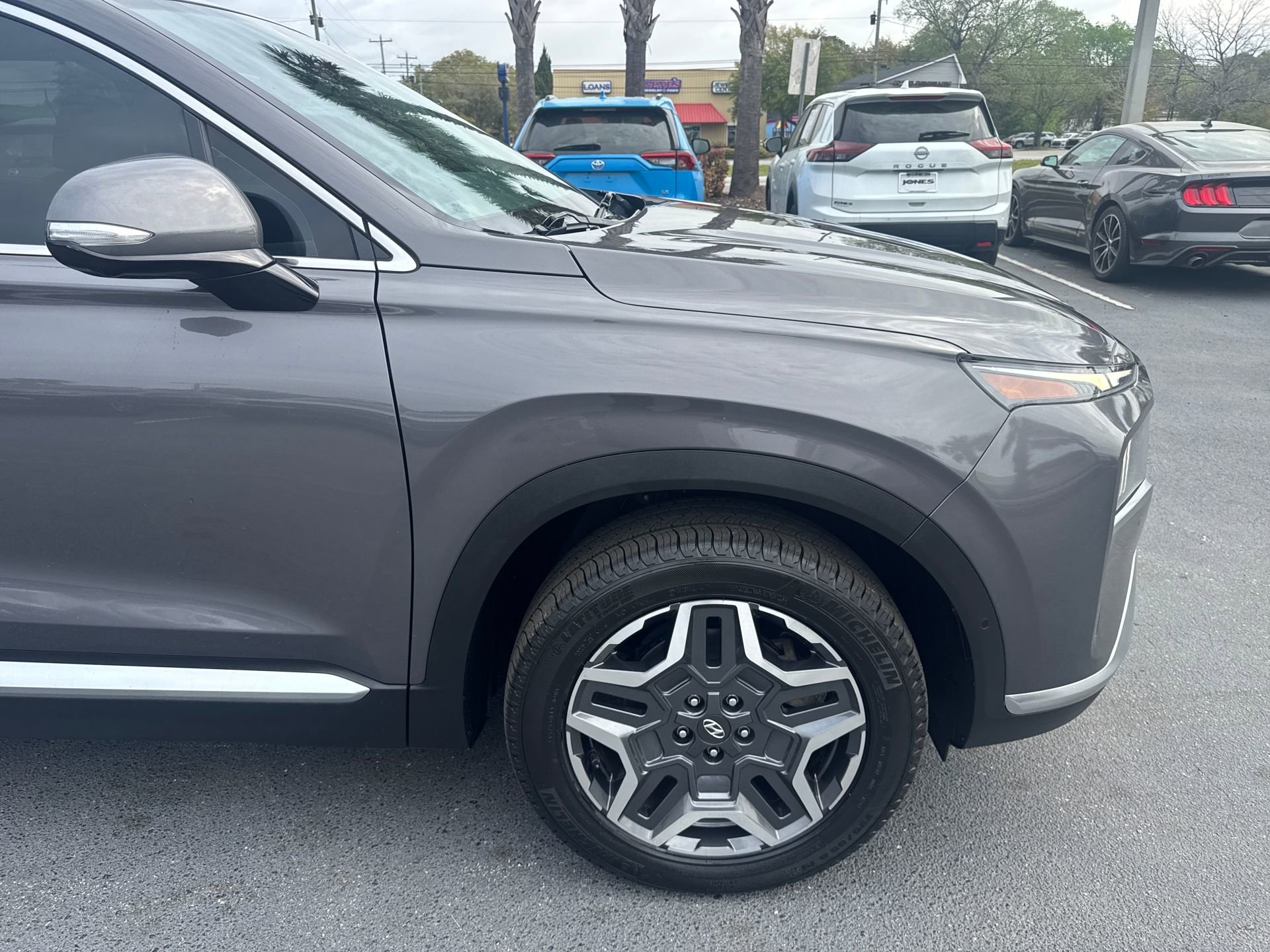 Used 2022 Hyundai Santa Fe Limited AWD/4WD image 5