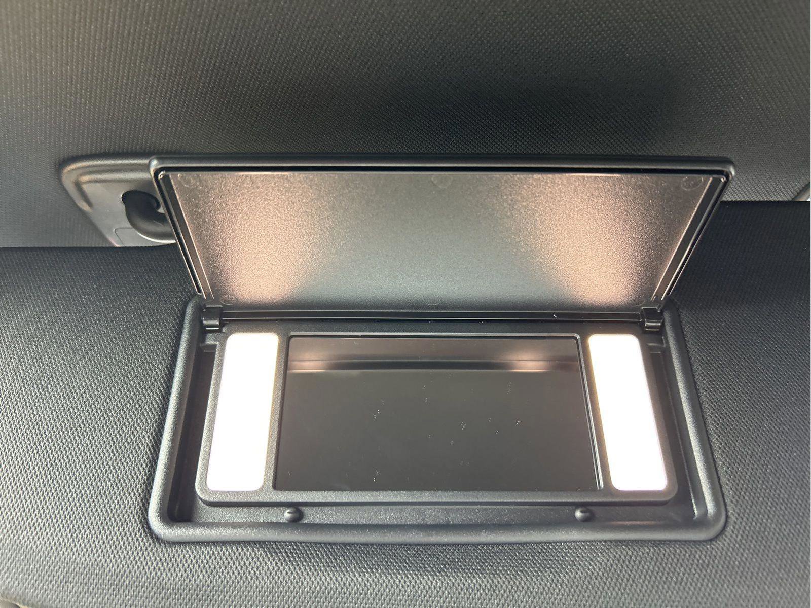 Used 2026 Jeep Grand Cherokee Limited image 24