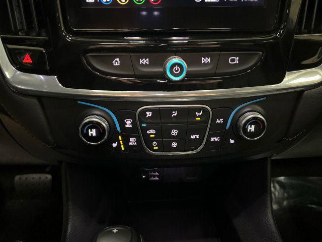 Used 2020 Chevrolet Traverse LT w/ LT Premium Package image 25