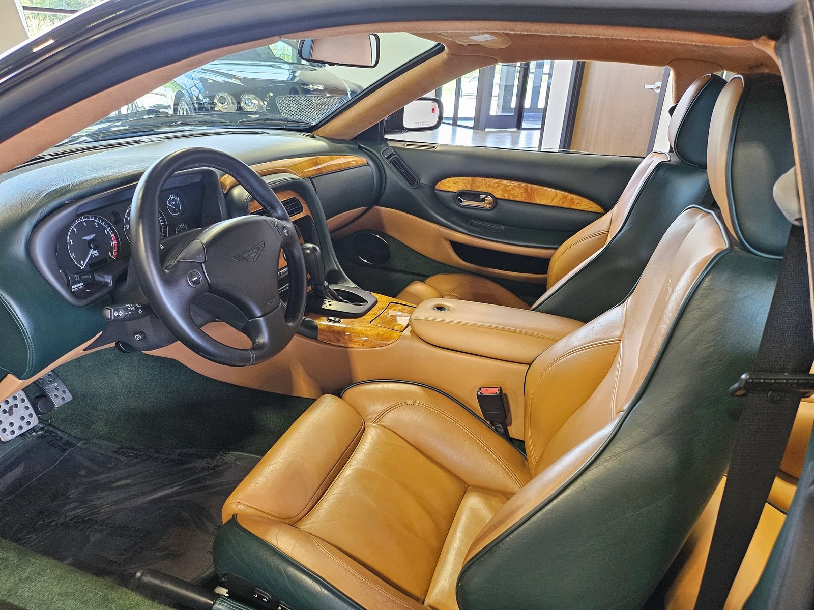 Used 2003 Aston Martin DB7 Vantage RWD image 40