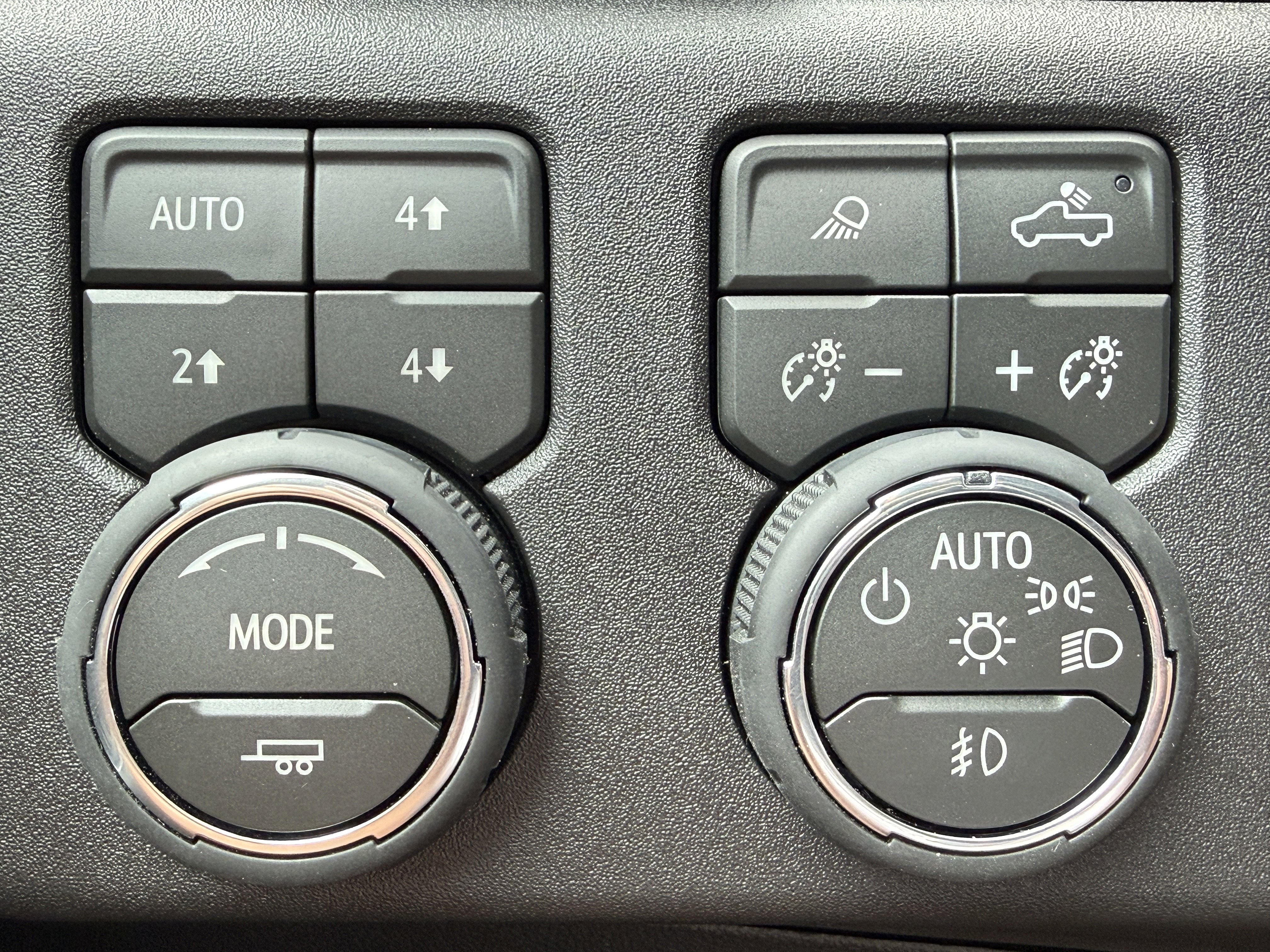 New 2026 Chevrolet Silverado 3500 High Country w/ High Country Premium Package AWD/4WD image 43