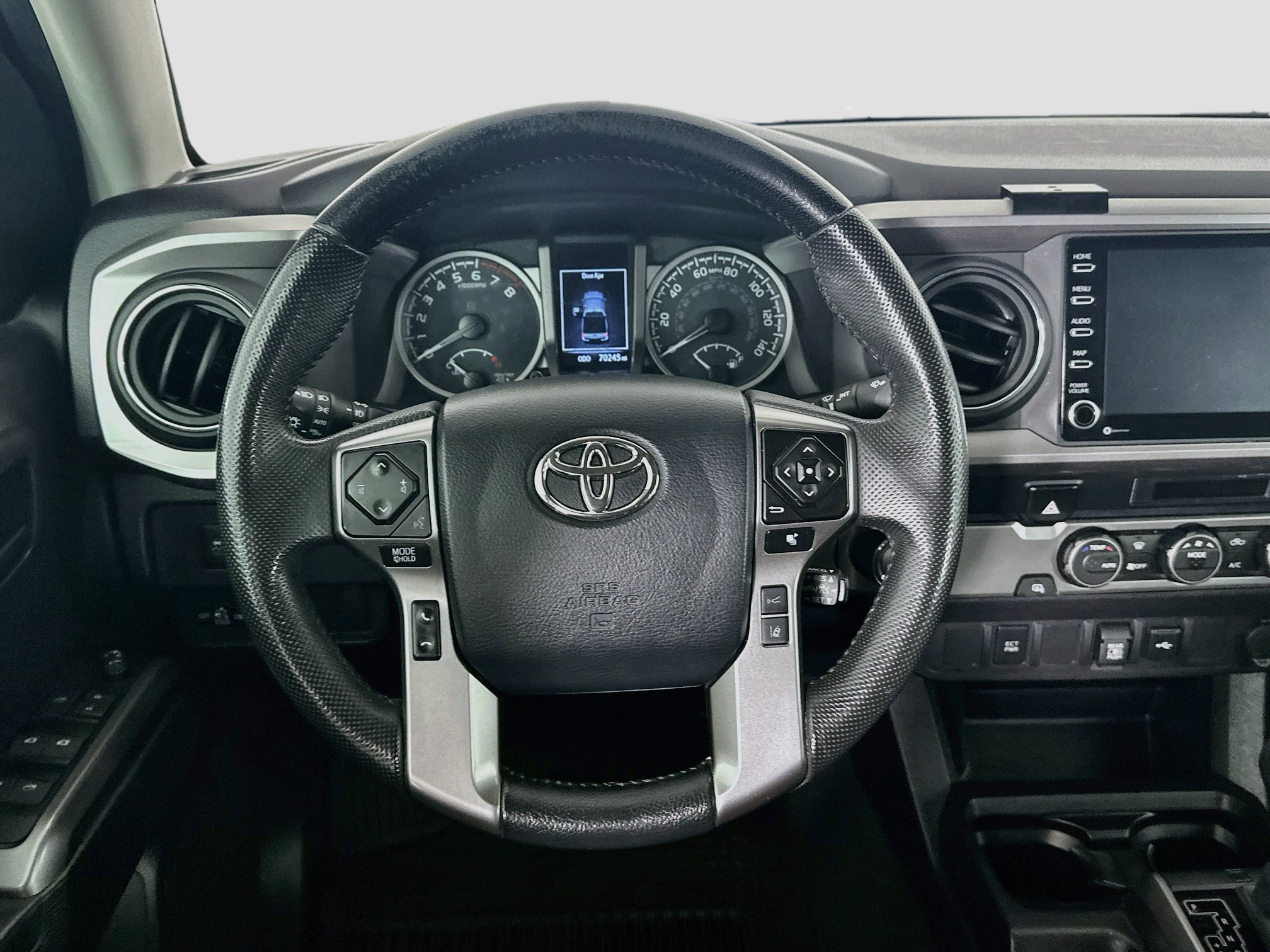 Used 2023 Toyota Tacoma SR5 RWD image 17