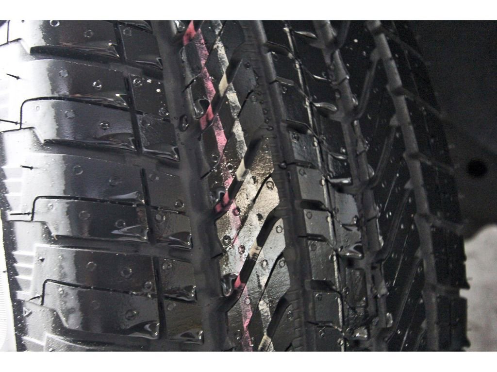 Used 2024 Chevrolet Silverado 1500 Custom image 30