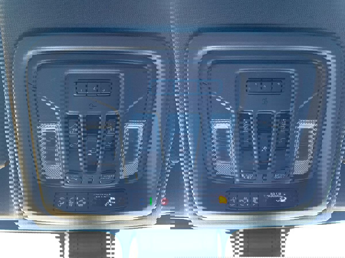 Used 2021 GMC Sierra 2500 AT4 w/ AT4 Premium Plus Package image 31