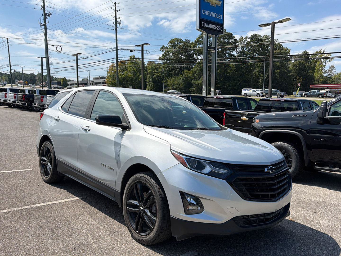 Used 2021 Chevrolet Equinox LT FWD image 4
