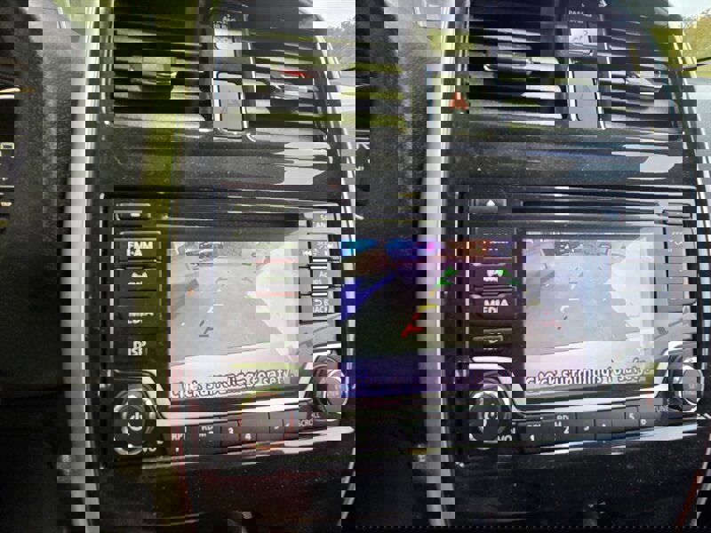 Used 2016 Nissan Versa Note SV image 16