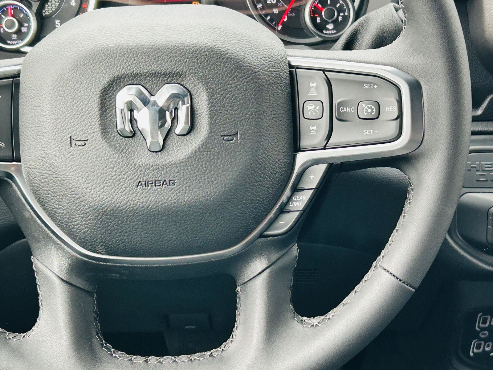 New 2027 RAM 3500 Big Horn AWD/4WD image 15