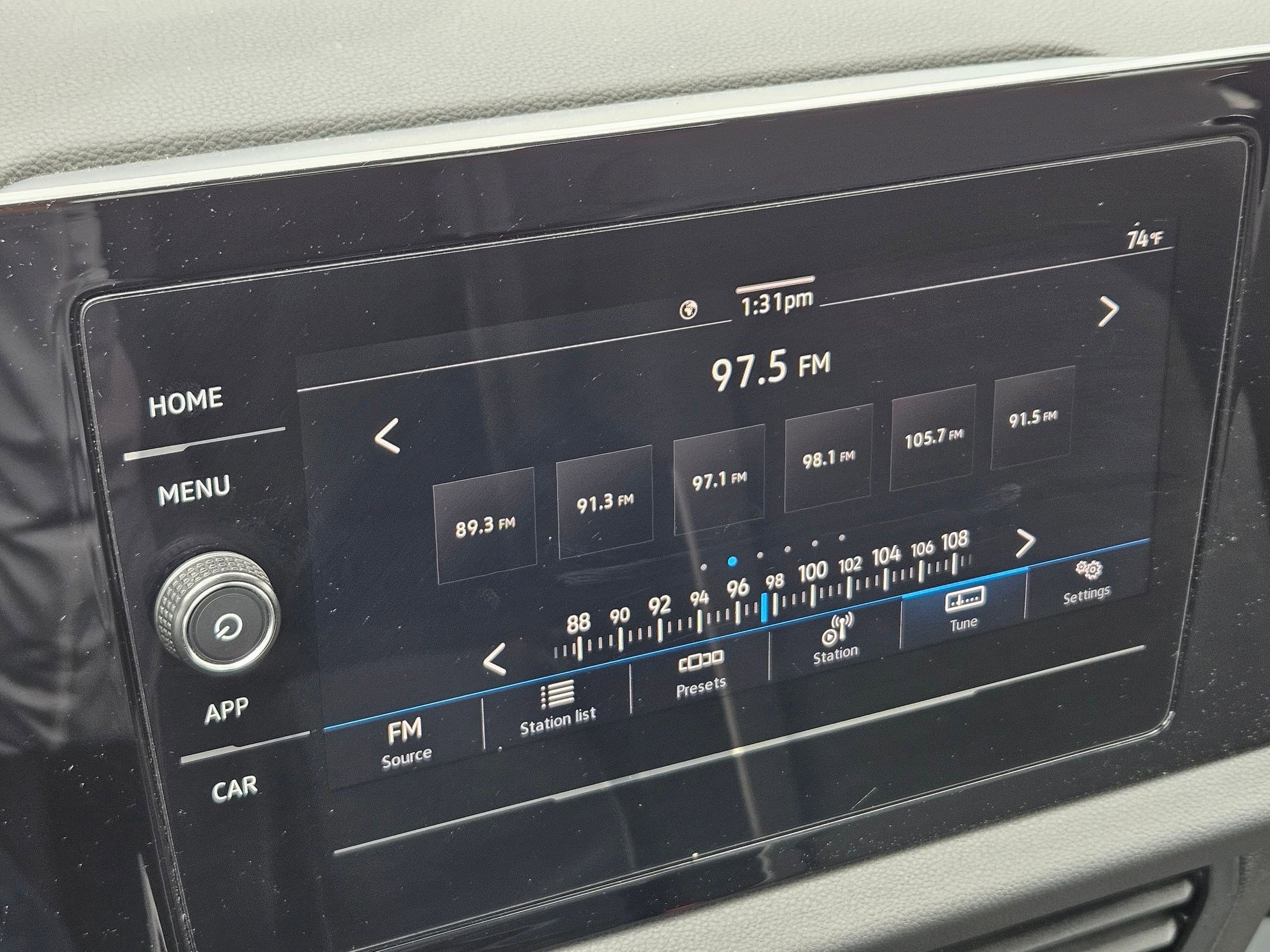 Used 2025 Volkswagen Jetta Sport image 40