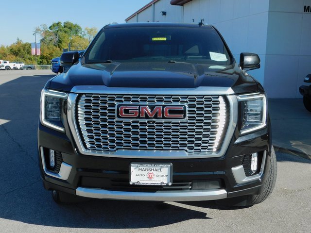 Used 2023 GMC Yukon XL Denali image 3
