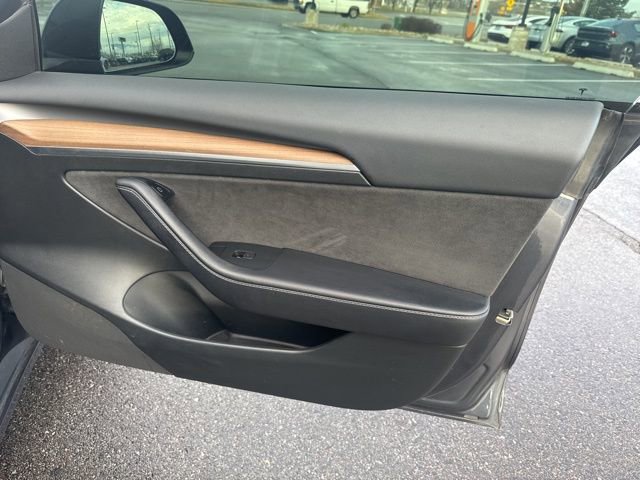Used 2023 Tesla Model 3 Performance image 22