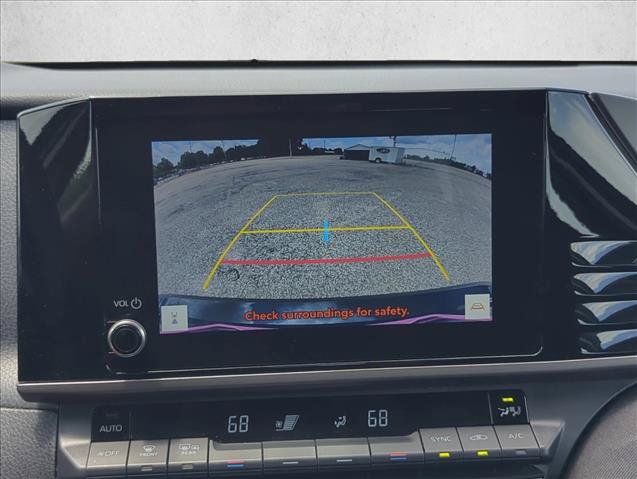Used 2025 Toyota Camry LE FWD image 14