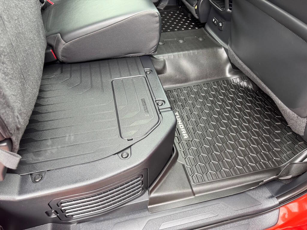 Used 2024 Toyota Tundra Limited image 55