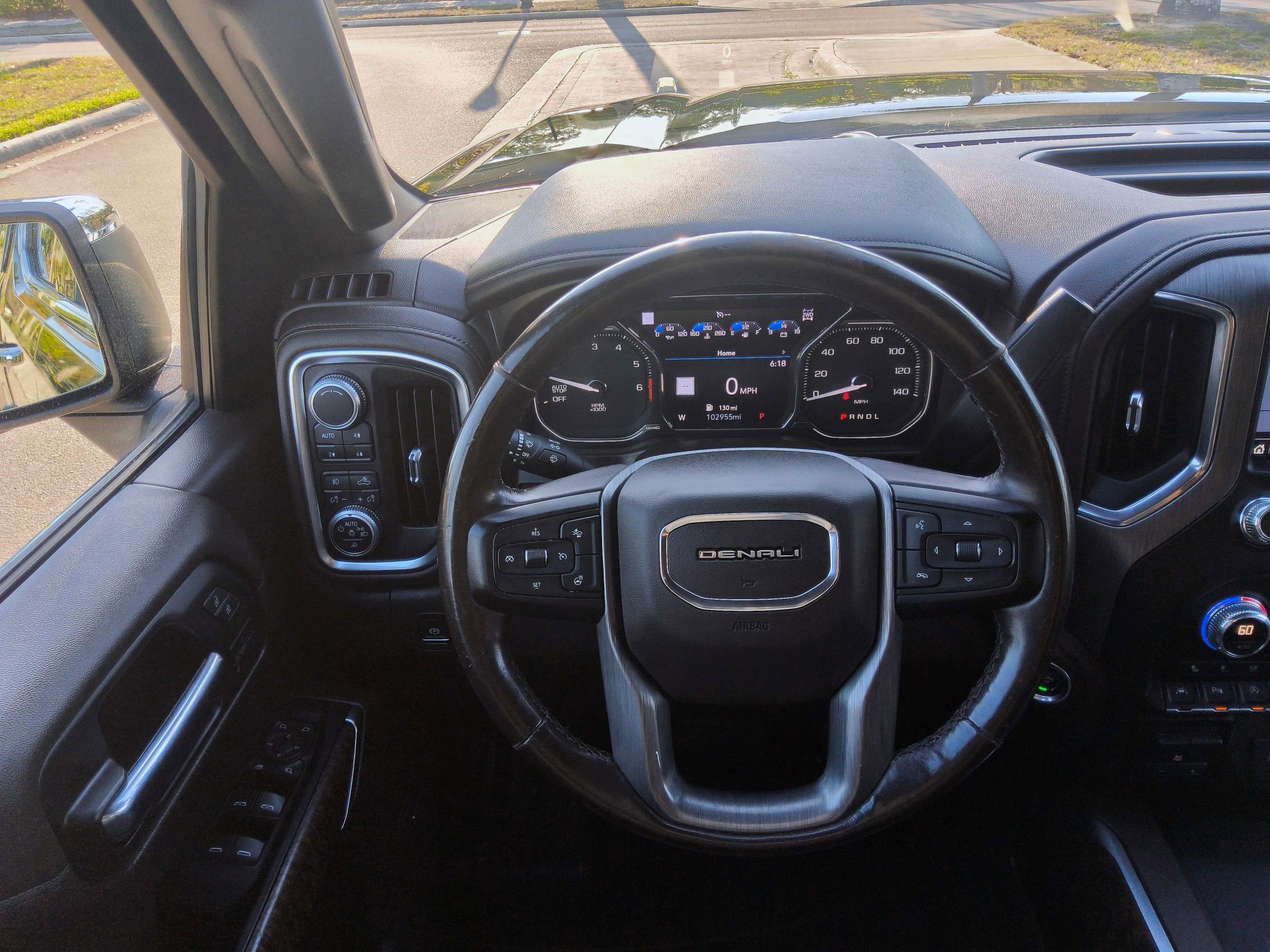 Used 2019 GMC Sierra 1500 Denali w/ Technology Package AWD/4WD image 5