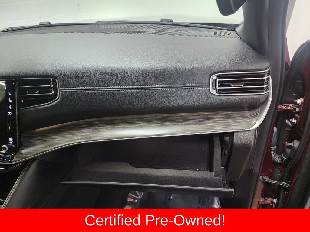 Certified 2024 Jeep Wagoneer L Series III w/ Flexible Seating Group AWD/4WD image 35