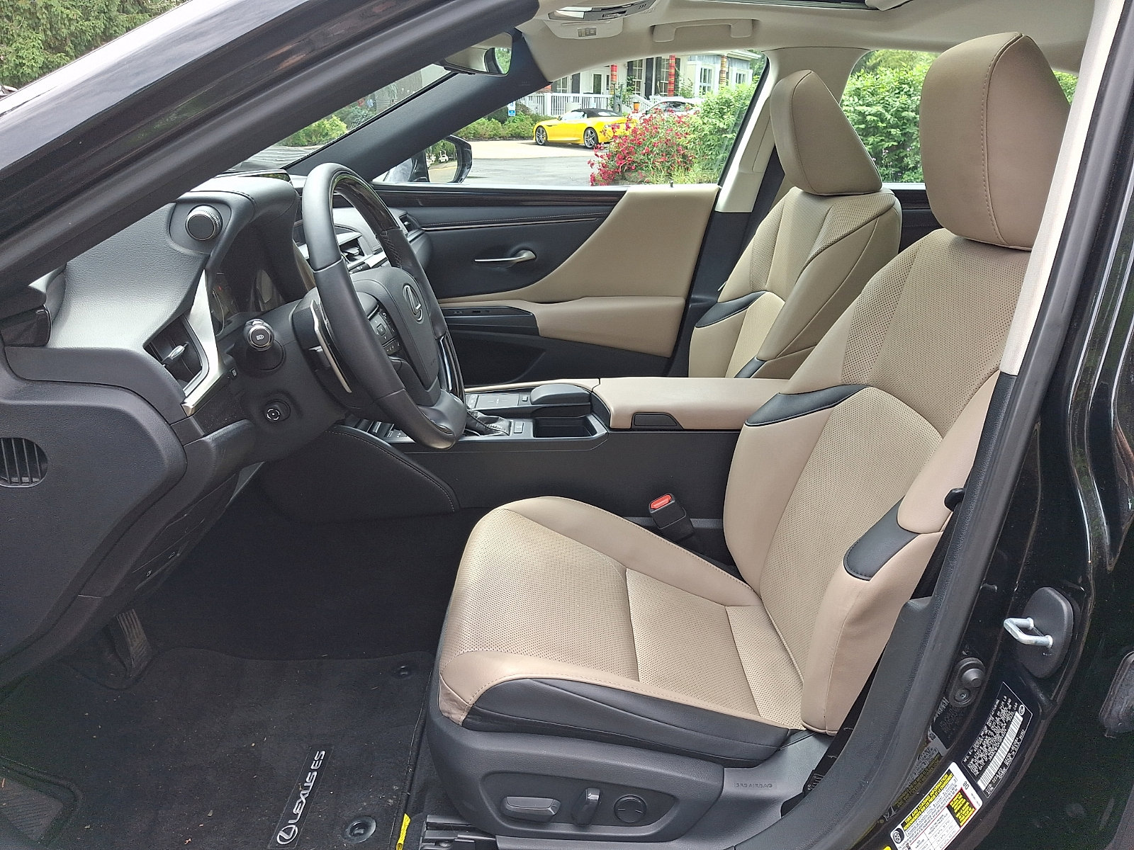 Used 2019 Lexus ES 350 w/ Premium Package FWD image 14