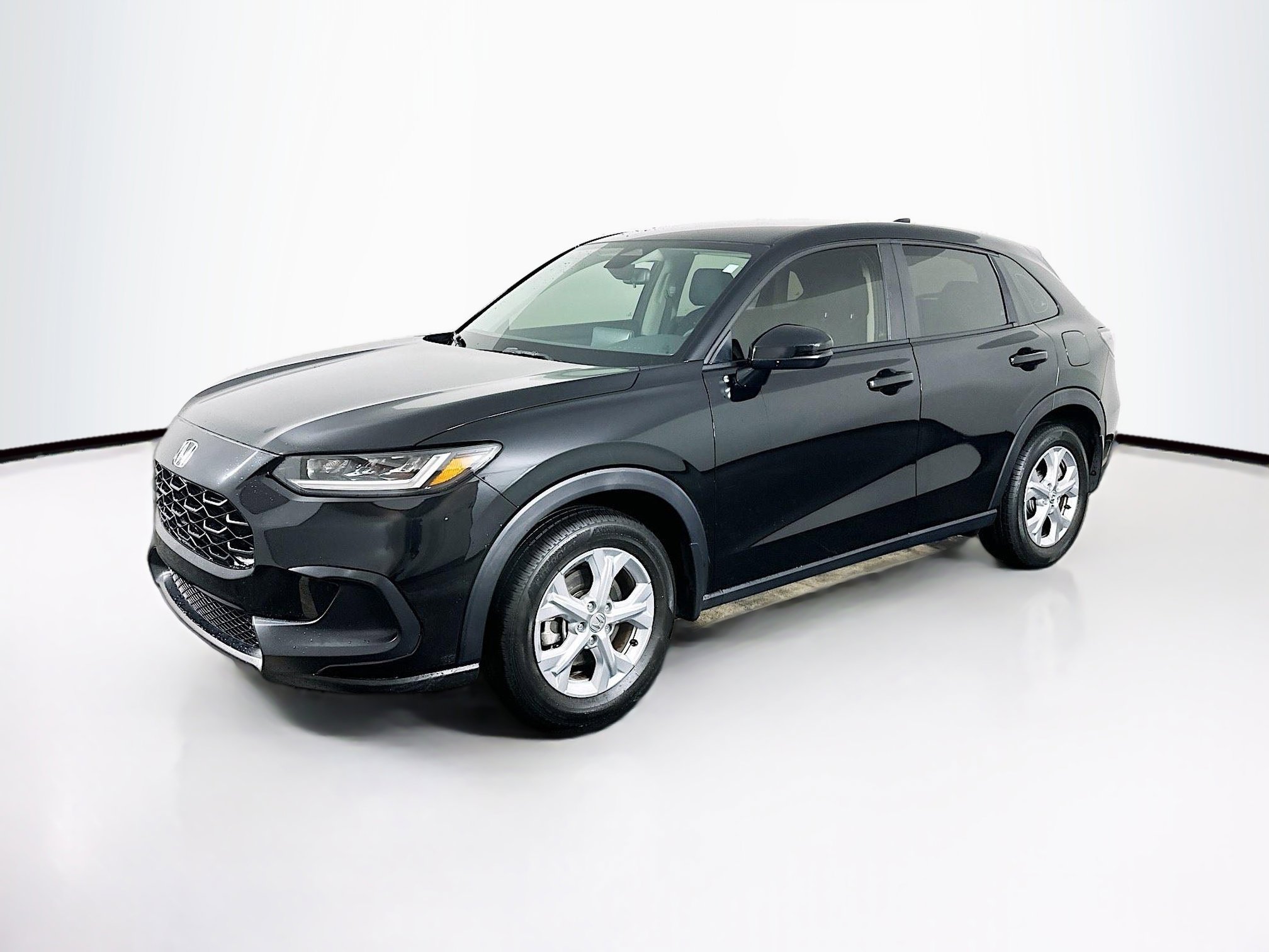 Used 2024 Honda HR-V LX image 3