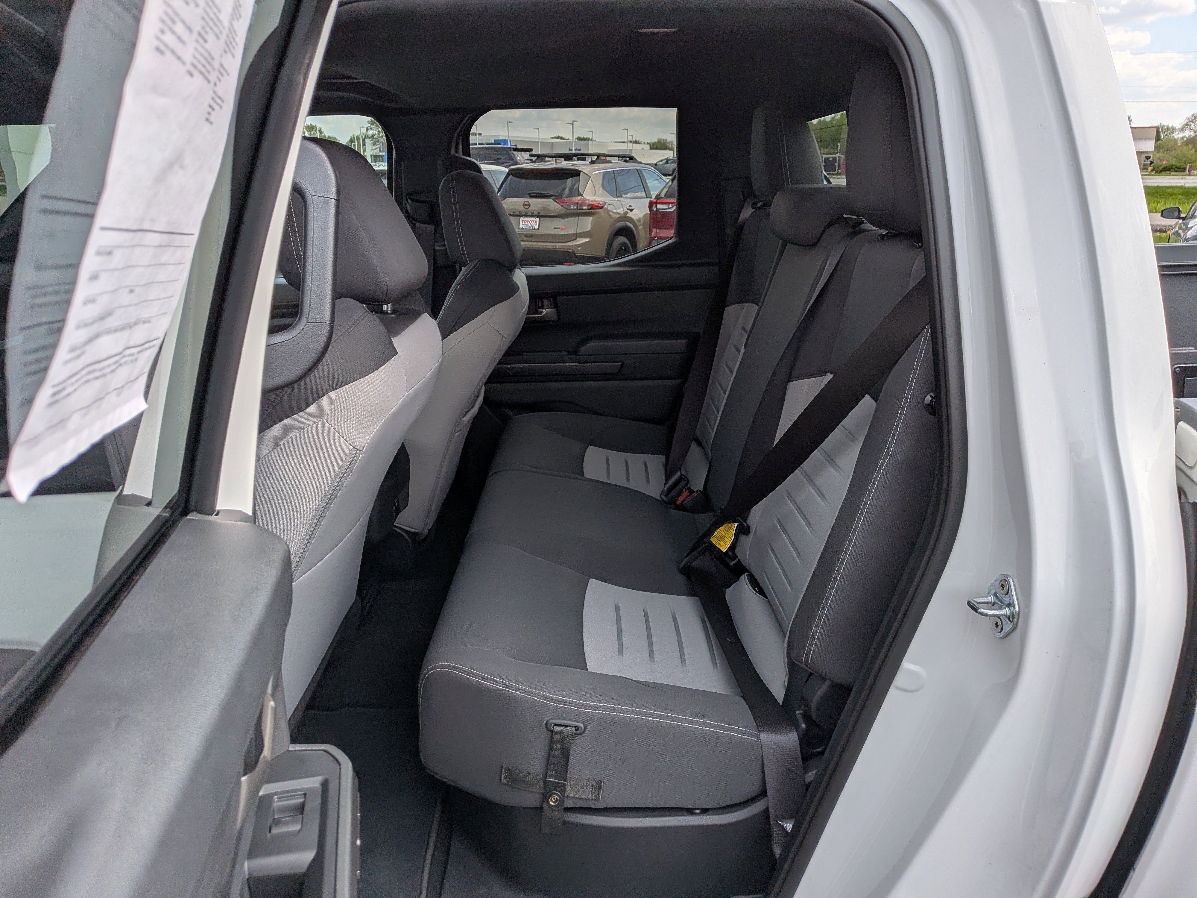 Used 2024 Toyota Tacoma TRD Off-Road w/ TRD Off Road Upgrade Package AWD/4WD image 22