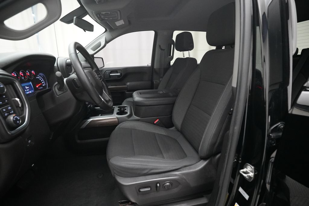 Used 2021 Chevrolet Silverado 1500 LT Trail Boss w/ Bed Protection Package AWD/4WD image 7