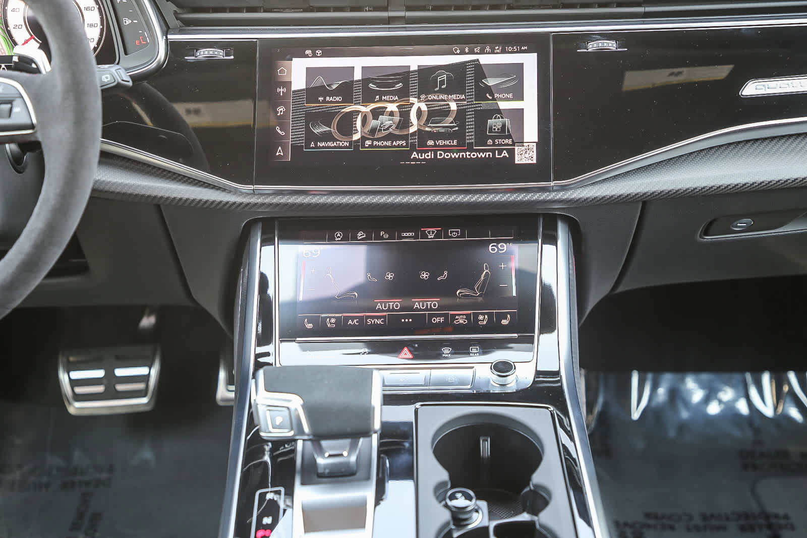 New 2025 Audi RS Q8 performance image 15