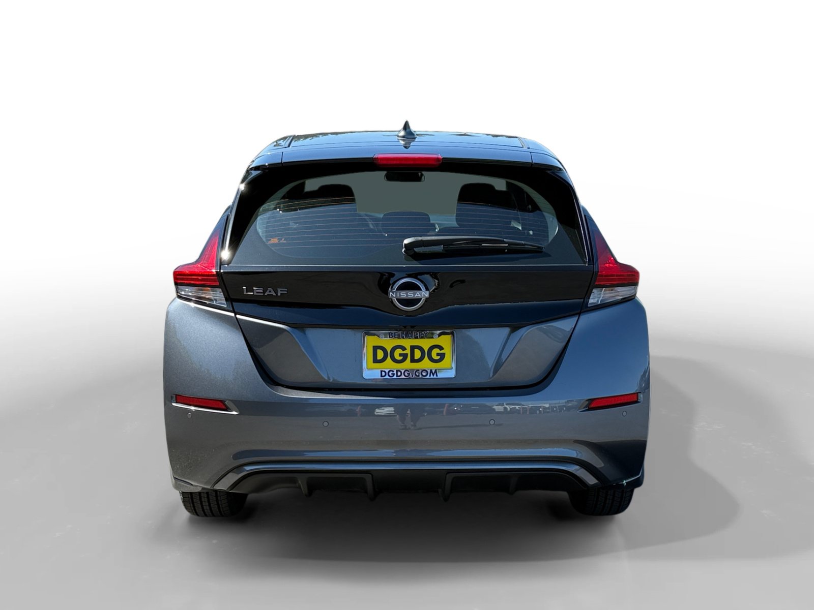 Used 2025 Nissan Leaf S FWD image 4