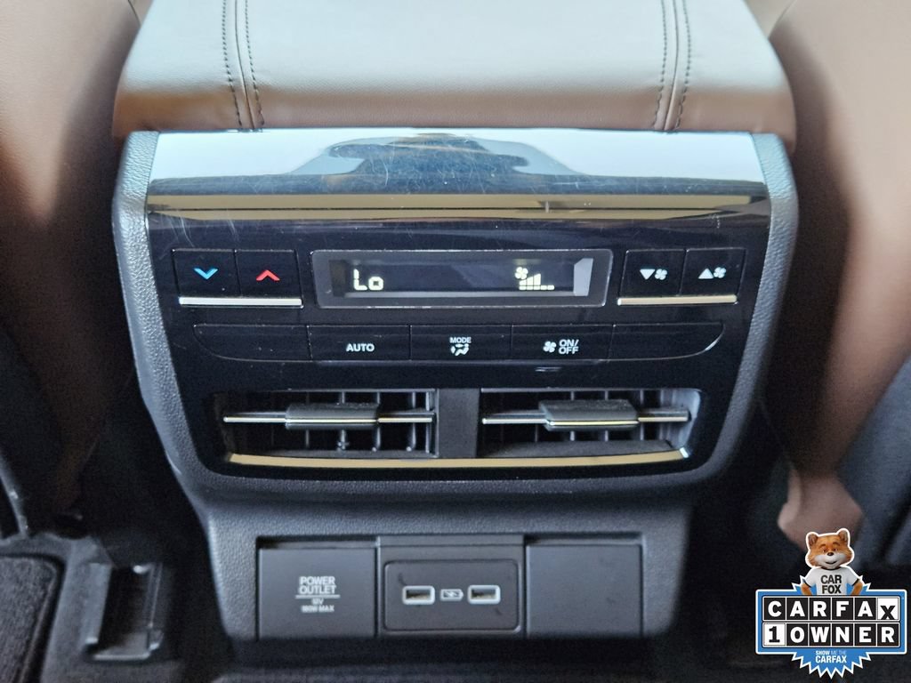 Used 2023 Acura MDX w/ Technology Package AWD/4WD image 31