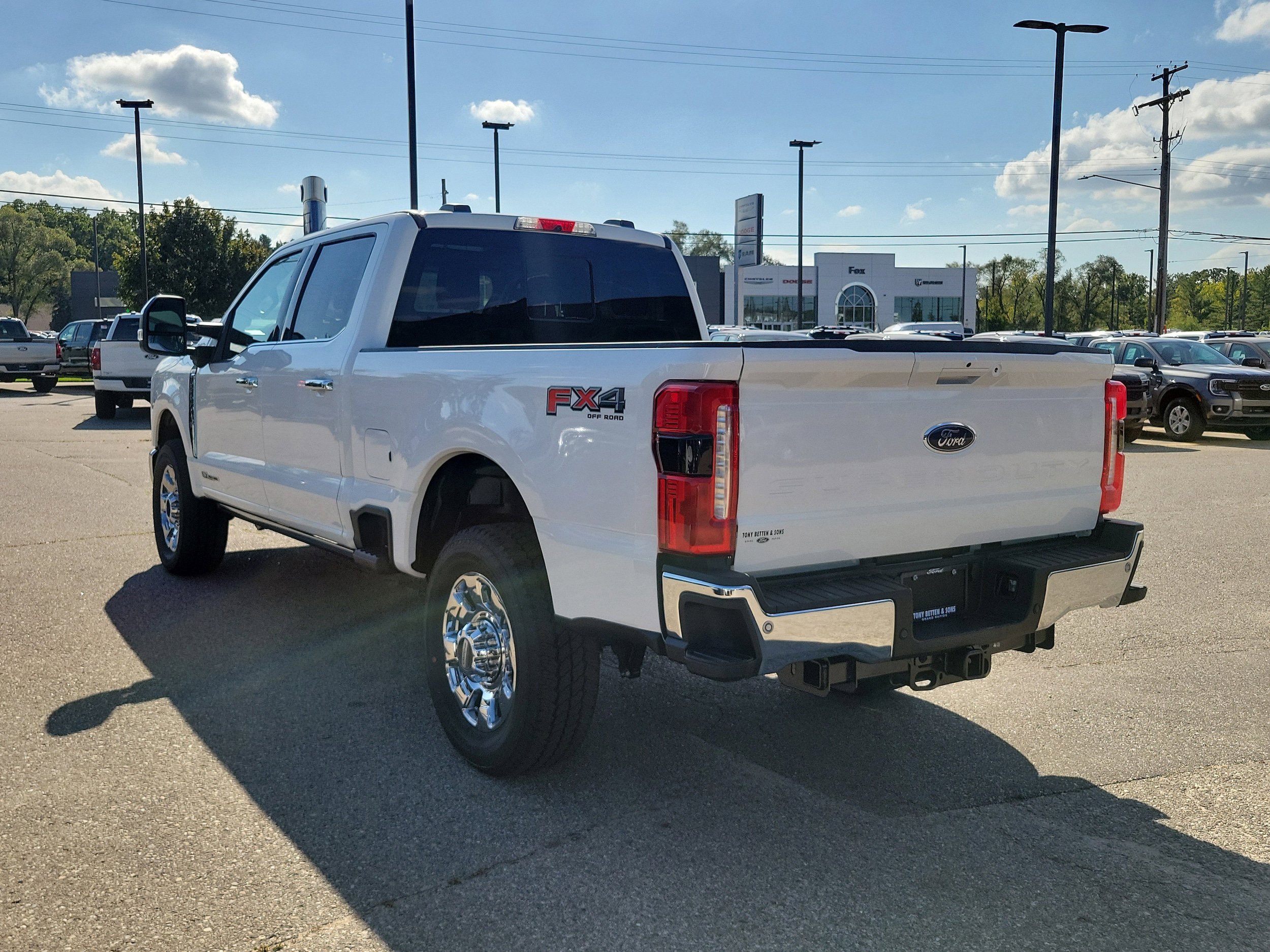 New 2026 Ford F250 Lariat w/ Lariat Ultimate Package image 10