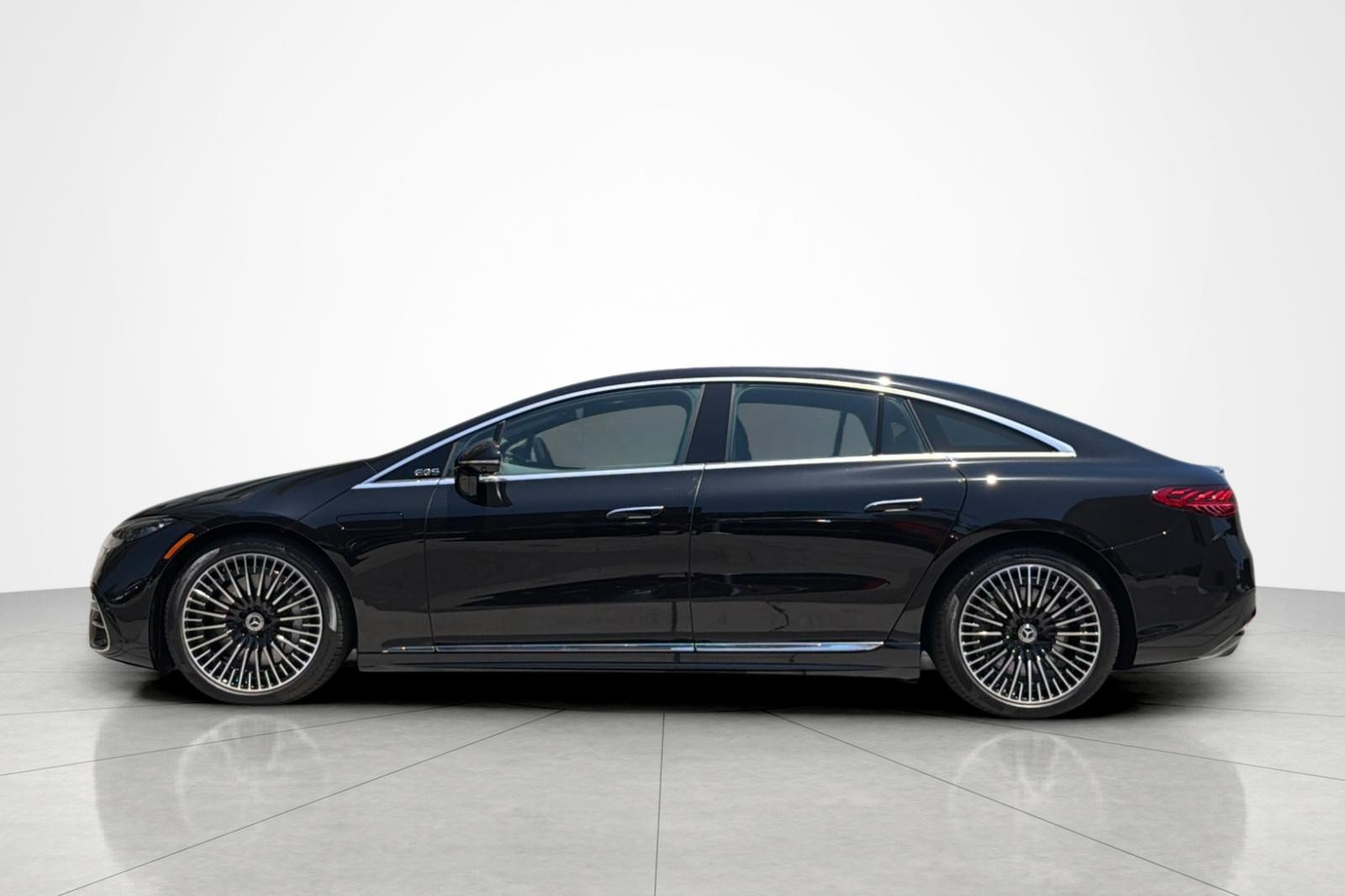 New 2026 Mercedes-Benz EQS 450+ 4MATIC Sedan image 2