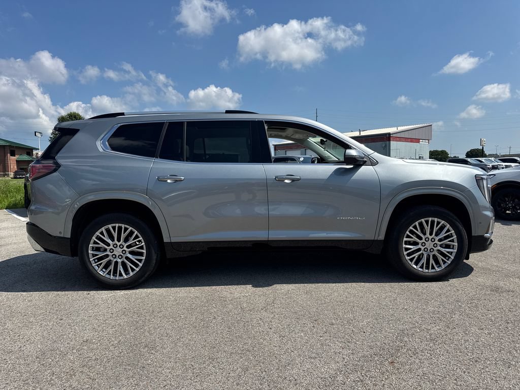 Used 2024 GMC Acadia Denali w/ Super Cruise Package FWD image 8
